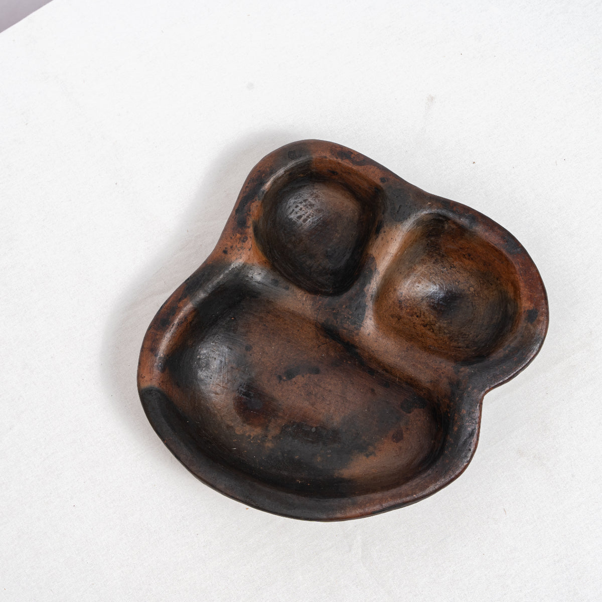 Tri-pod Bowl